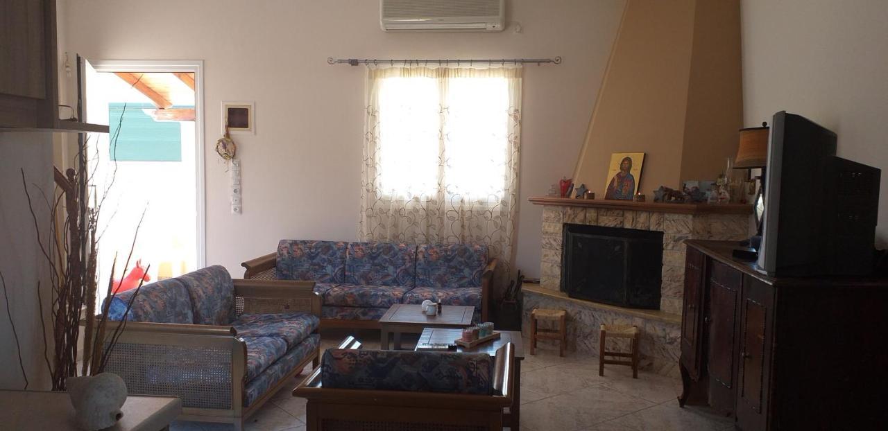 Elíka Toulas House מראה חיצוני תמונה